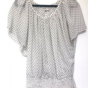 Polka dot flowy blouse